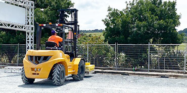 Temporary-fencing-installation